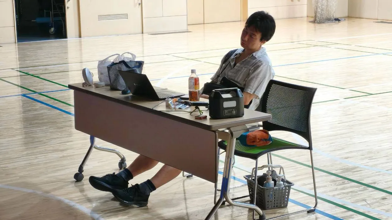 会場の音響・運営を支えるスタッフ