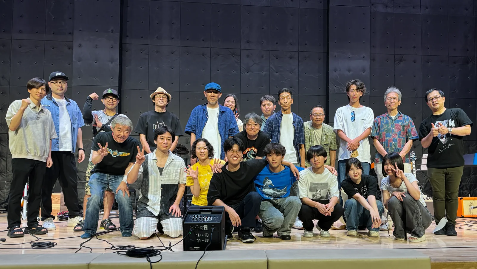 美園軽音サークル ライブ後の集合写真